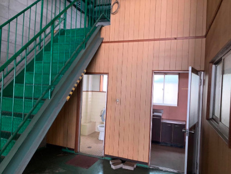 堺市美原区木材通　貸倉庫の内装|内装は落ち着いています