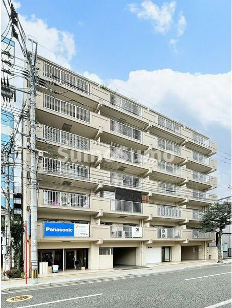 天神南ハイツの外観