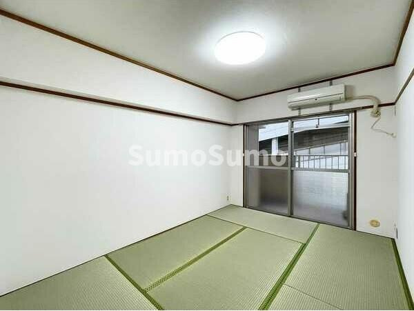 天神南ハイツの和室