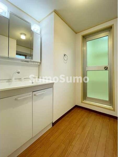 天神南ハイツの洗面所