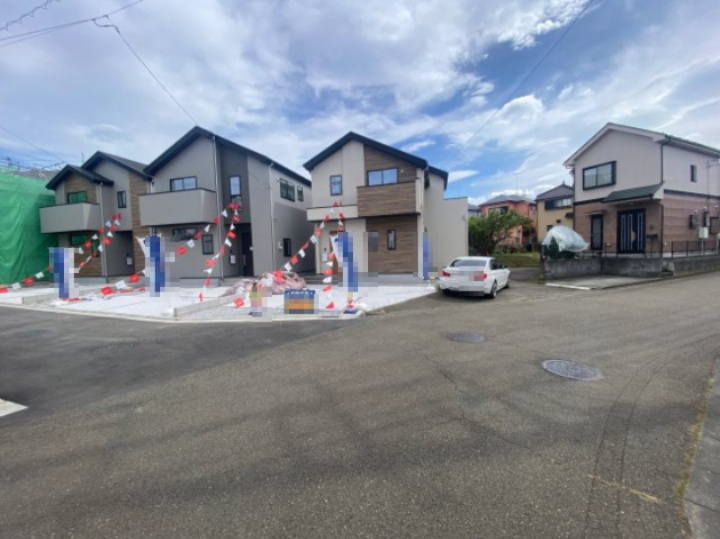祝　成約済み　八王子市　石川町　新築戸建て　１期の前面道路含む現地写真|～仲介手数料無料☆八王子ひなた不動産～八王子市町石川町　新築戸建て
