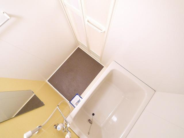 司ハイツの浴室|日々の疲れを癒すお風呂付です