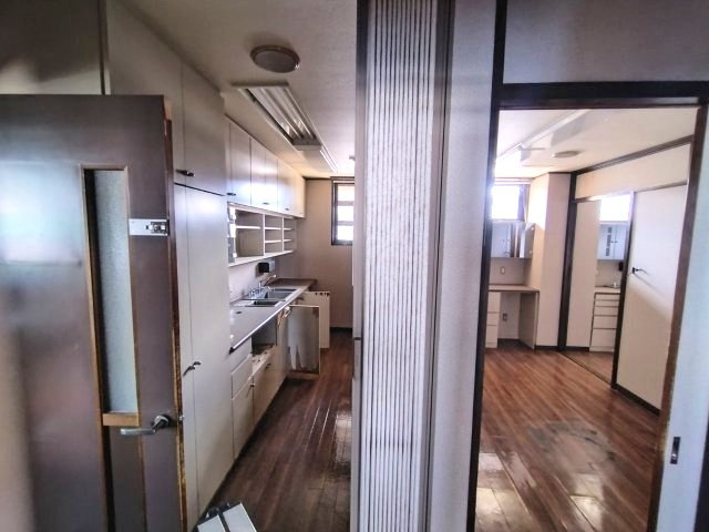 蒲郡市 旭町貸店舗の内装