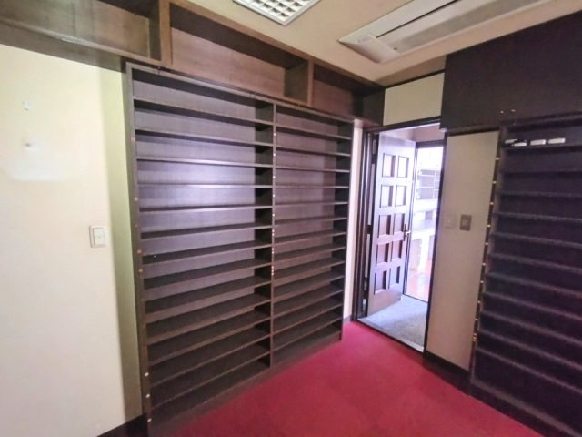 蒲郡市 旭町貸店舗の内装