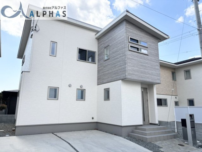 【外観】 | 姫路市飾磨区上野田五丁目　新築戸建　５号地 | 5号地外観♪
並列2台駐車可能♪