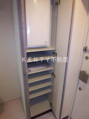 【玄関】 | エスペルーモ上池台 | 明るい玄関です