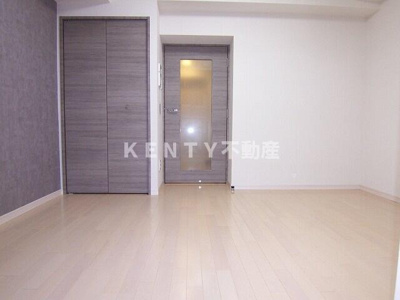 【居間・リビング】 | エスペルーモ上池台 | ゆったりとした居間です