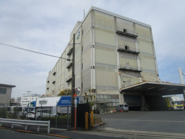 荒川区南千住４丁目の倉庫