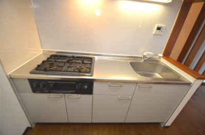 【キッチン】 | クロワサンス | 3口コンロのシステムキッチン