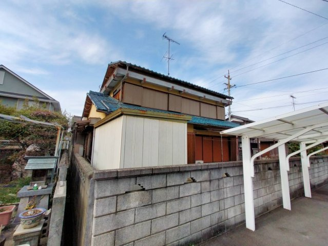 西条市壬生川144番地7　中古住宅の外観