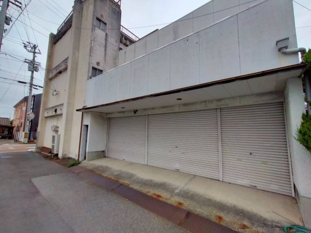 西条市三津屋183-1　土地の周辺