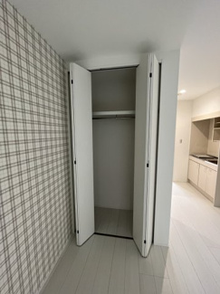 【玄関】 | ビリーブ大津 | たっぷり入るクローゼット完備