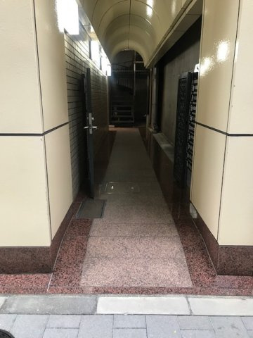 トミタビル