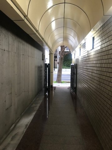 トミタビル