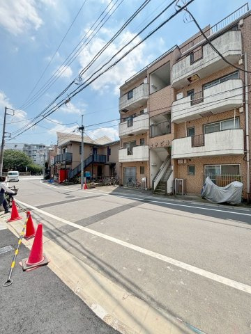 「防音マンション」VORT南常盤台レジデンスの駐車場|防音室からの眺望です