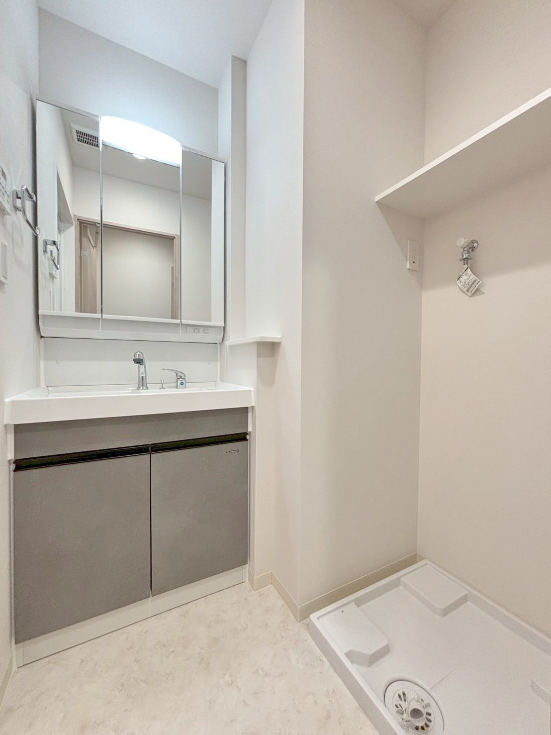 「防音マンション」VORT南常盤台レジデンスの洗面所|コンパクトで使いやすい洗面所