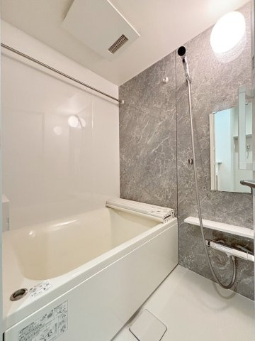 「防音マンション」VORT南常盤台レジデンスの浴室|落ち着いた空間のお風呂です