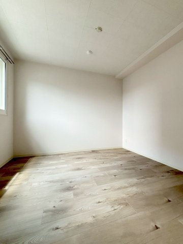 「防音マンション」VORT南常盤台レジデンスの洋室|落ち着いた色調の洋室です