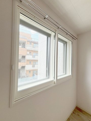 「防音マンション」VORT南常盤台レジデンスの設備|3重サッシの防音仕様です