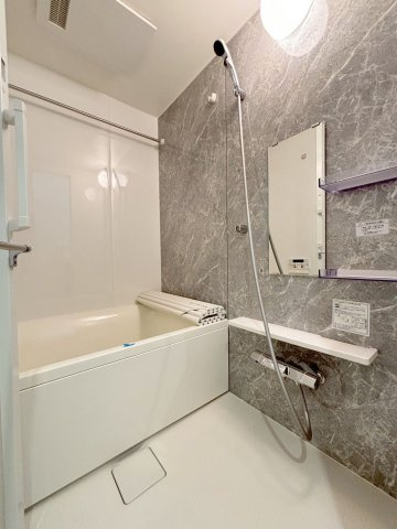 「防音マンション」VORT南常盤台レジデンスの浴室|落ち着いた空間のお風呂です