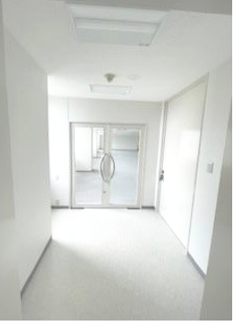 タカクラビルの内装