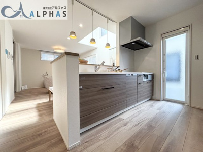 【キッチン】 | 姫路市飾磨区上野田五丁目　新築戸建　６号地 | 使い勝手の良いシステムキッチンには、食器洗浄乾燥機付き♪