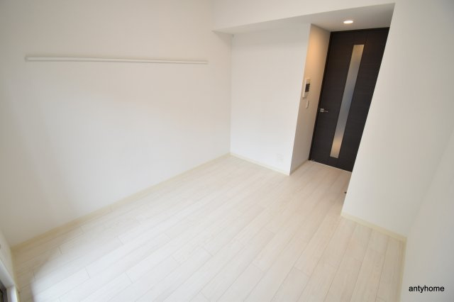 エステムコート大阪WESTⅡ　仲介手数料無料の居間・リビング