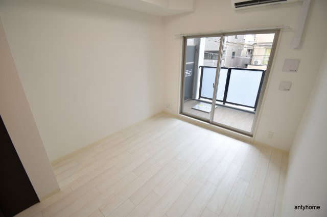 エステムコート大阪WESTⅡ　仲介手数料無料の寝室