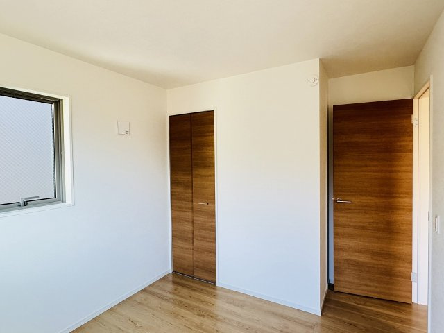 八王子市　富士見町　新築一戸建て　４期の収納|～収納力の高いクローゼット完備～