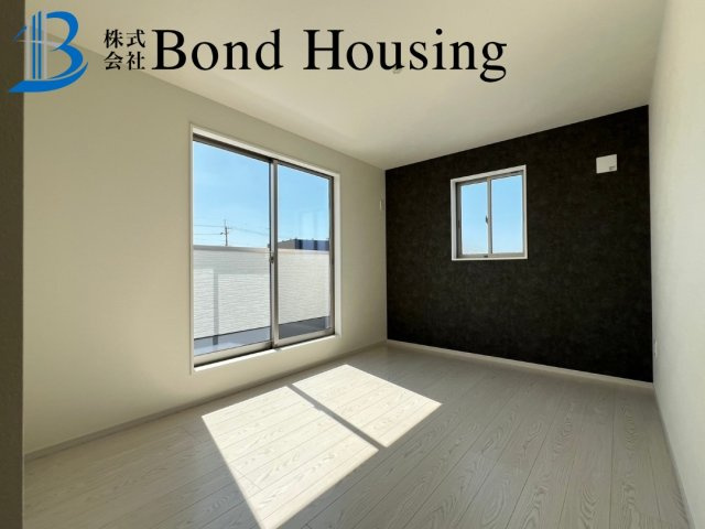 インナーガレージハウス　東二見3期　新築戸建の洋室