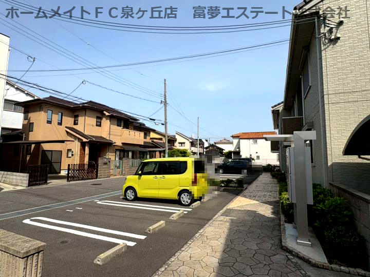 ルシエル メイキラ A棟の駐車場