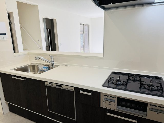 八王子市　富士見町　新築一戸建て　４期のキッチン|～使い勝手の良いシステムキッチン～