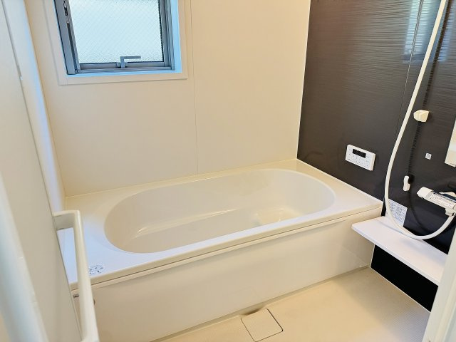 八王子市　富士見町　新築一戸建て　４期の浴室|～のびのびとくつろげるバスルーム　1日の締めくくりに癒しのバスタイムを～