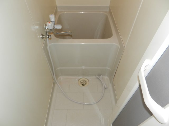 コンフォーティア桜木の浴室