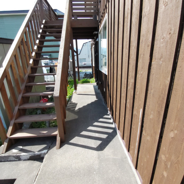 コンフォーティア桜木のエントランス