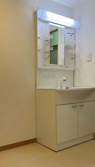 エステート上水本町６号棟の洗面所