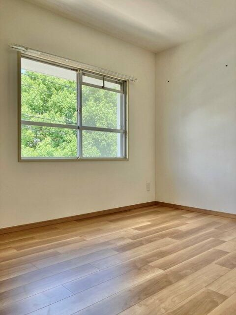 エステート上水本町６号棟の洋室