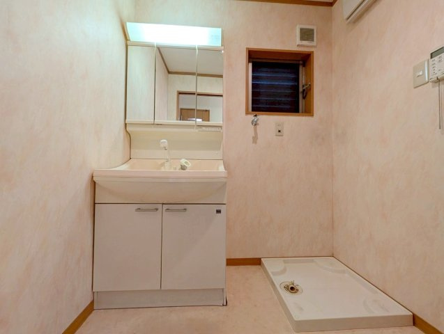 西京極中沢町の独立洗面台