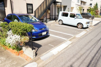 【駐車場】