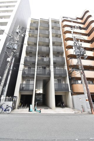 インプルーブ難波ウエストの外観