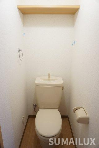 菊池郡菊陽町大字津久礼の賃貸マンションのトイレ