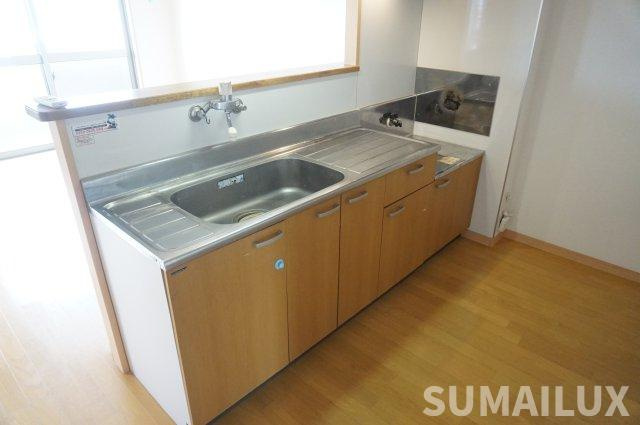 菊池郡菊陽町大字津久礼の賃貸マンションのキッチン