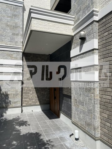 KTIレジデンス八尾のエントランス