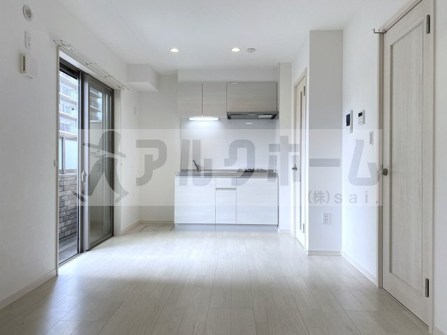 KTIレジデンス八尾の居間・リビング