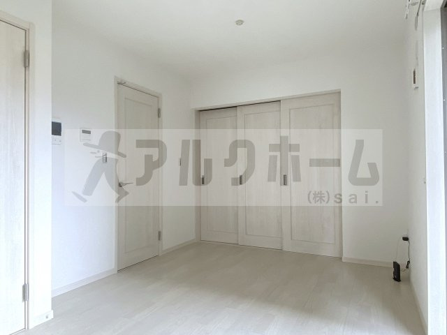 KTIレジデンス八尾の居間・リビング