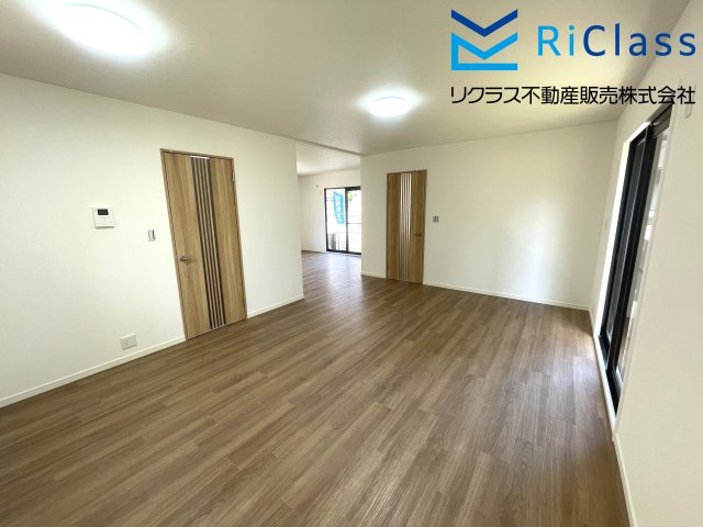 中古戸建　神戸市長田区片山町1丁目7の居間・リビング|ゆったり過ごせる居間です