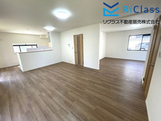 中古戸建　神戸市長田区片山町1丁目7の居間・リビング|使いやすいリビングです