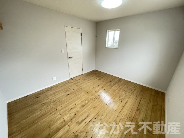 【寝室】 | 使い勝手のいい寝室です