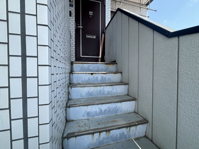 【エントランス】 | ロックビレッジ | 建物の内部です