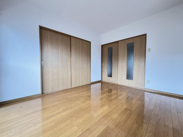 ユーミー吉田の寝室|独立した洋室で主寝室にもオススメなお部屋★